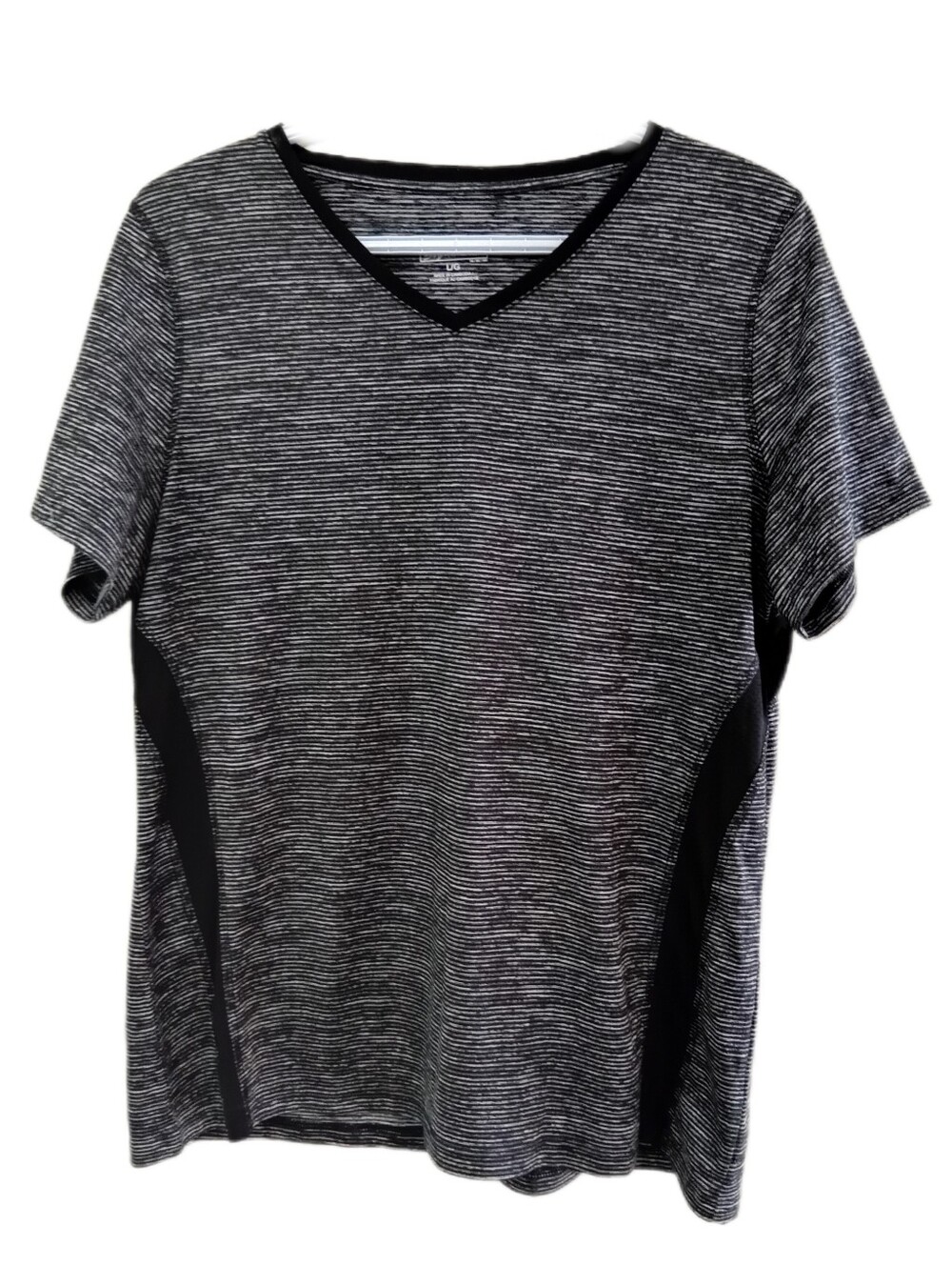Striped V-Neck Active Tee in Heather Gray with Black Panels